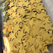 konfetti guldstjerner